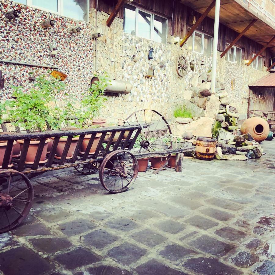Vale Hotel&Restaurant Complex Gjoumri Kültér fotó